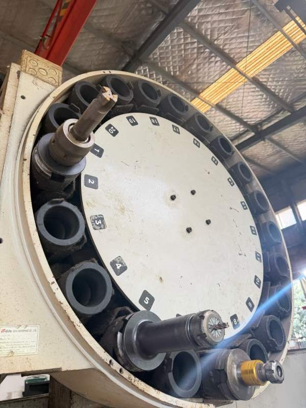 在位出售沈阳中捷1225数控龙门加工中心两线一硬，工作.
