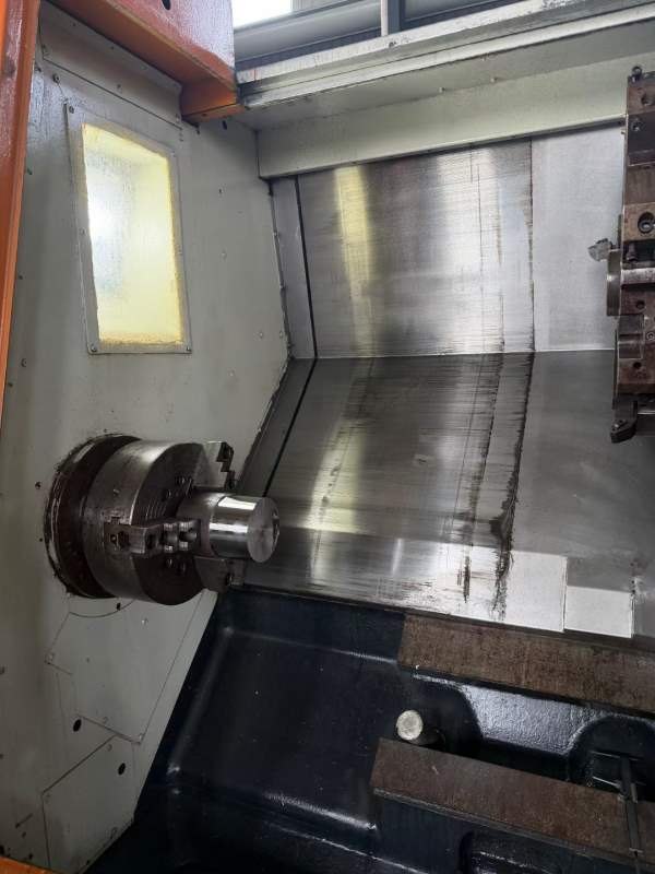 台中精机V36轮毂车床，精度退换一丝内，切削直径550mm.