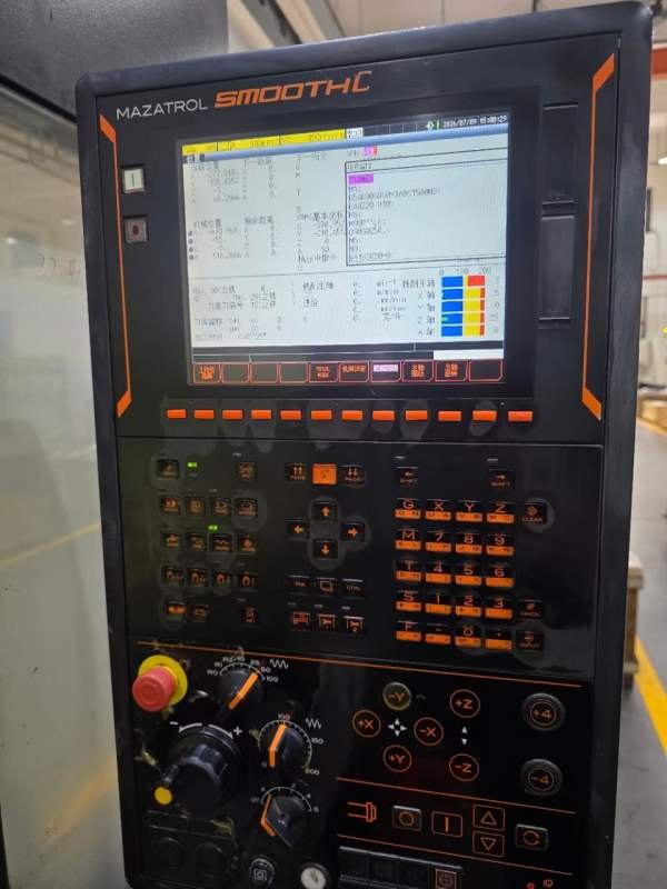 马扎克精品加工中心一批VCN530CL，1台。VCN430BL，2台.