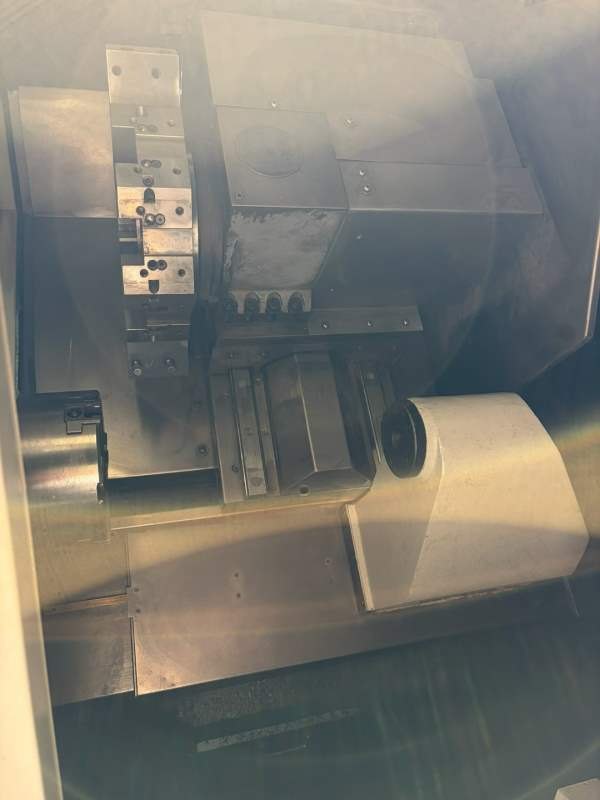 沈阳viva T2数控车8寸卡盘加工长度350。