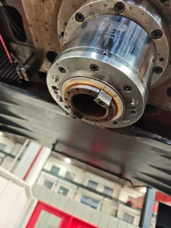 刚刚到货准新铭昇科技MV-2718数控龙门铣床一台，两线.