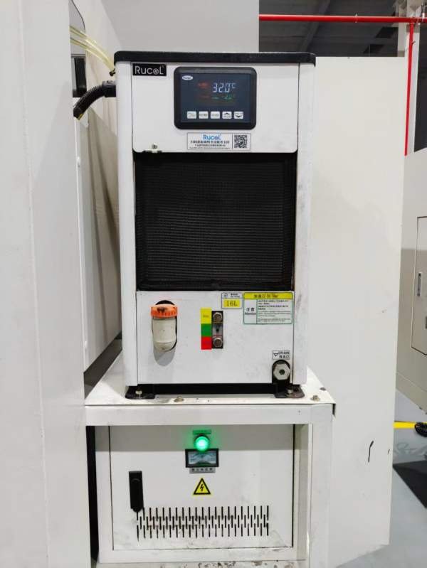 （准新品牌机）新到一台2025年厚道VF-1165重型加工中.