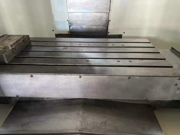睿昱数控RY1160立式加工中心，同款两台发那科0iMFPlus.