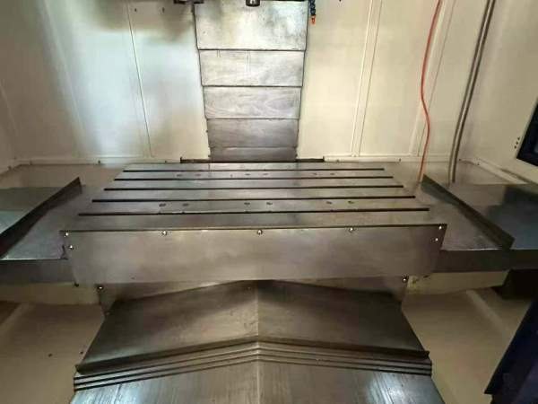 睿昱RY-1160，同款两台系统三菱M80三轴线轨行程110060.