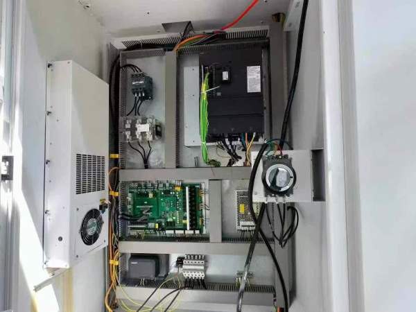 睿昱RY-1160，同款两台系统三菱M80三轴线轨行程110060.