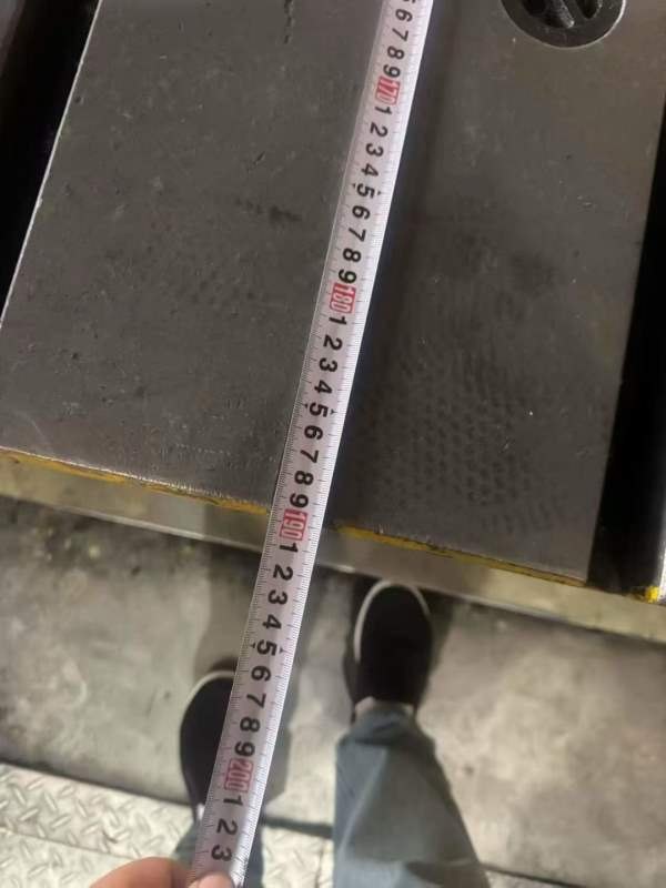 急售！天锻1200吨，台面1.9米3.6米，开口1.8米，油缸.