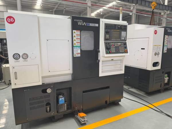 韩国威亚E200A数控车床（剩一台）型号：E200A加工长度.