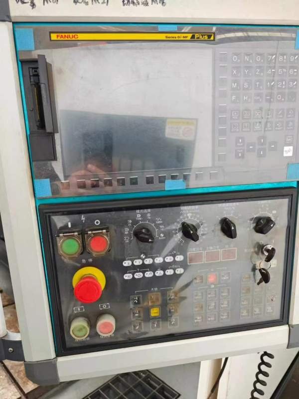 哈驰型材机两台4500一台，2518一台