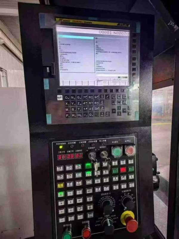纽威160刨台镗铣加工中心主轴直径160.V轴1米.W轴800X.