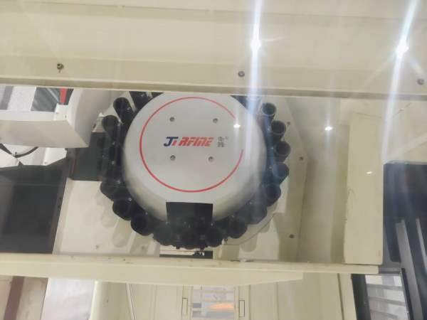 新到一台2023年乔峰1370加工中心，发那科OI-MFPlus系.