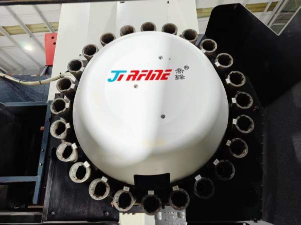 新到一台2023年乔峰EV-1160加工中心，发那科OI-MFPlus.