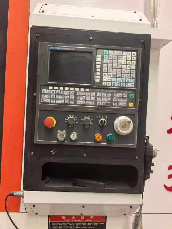 刚刚拿下同款2台云南北田630数控立车、安装少用、广数.