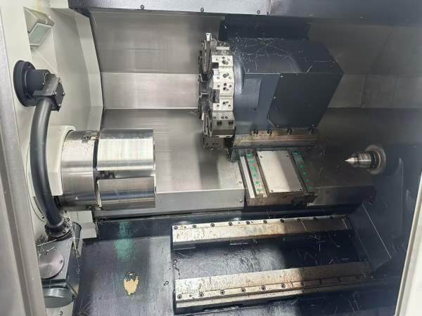 斗山3050数控车床12工位液压刀塔车削直径：450mm车削.