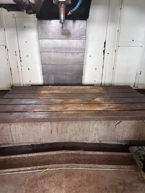 浙江华特1580立式加工中心，两线一硬、发那科plus系统.
