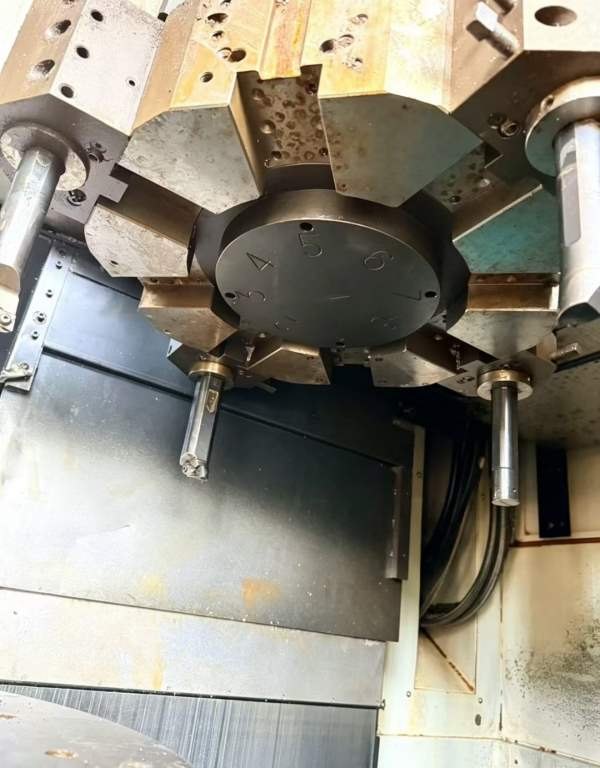 斗山PUMAV835数控立车同款两台发那科系统八工位刀塔72.