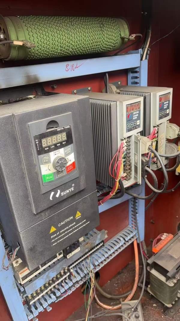 六安瑞普CK6150E1米数控车床8800元，正常使用机器，无.