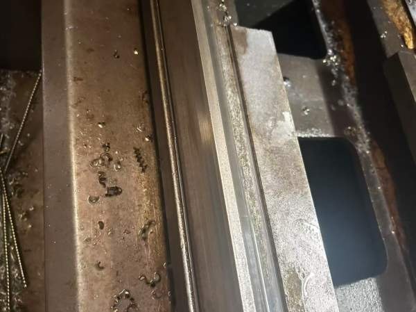 六安瑞普CK6150E1米数控车床8800元，正常使用机器，无.