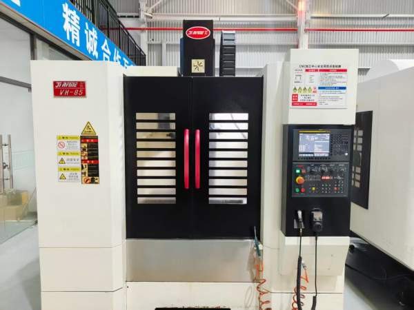 （买下一线品牌）乔峰VH-85重型机，发那科OI-MFPlus系.