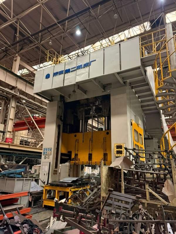 在位出售，需要的联系我，节后看货500参数，行程750mm.