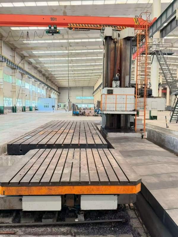 品牌机型：齐齐哈尔二机T6920D落地铣镗床出厂时间：20.