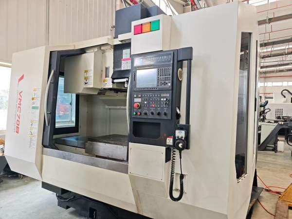 新到一台重型蒂德VMC1370加工中心，三轴滚柱线轨、发.