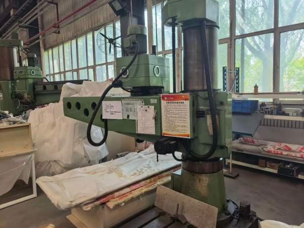 内蒙工厂拿下一批精品设备，昆机6513B卧式镗铣床，高.