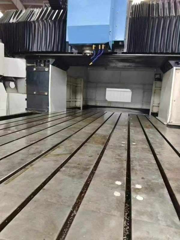 苏州斯可源GMC-3221数控龙门加工中心一台，21年，三轴.
