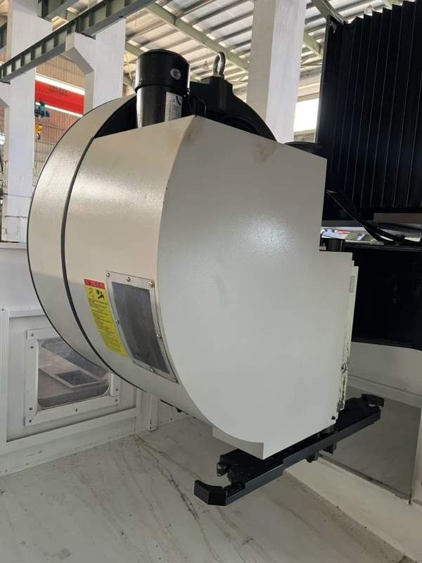 台功2818数控龙门加工中心，工作台2800/1600mm，门宽1.
