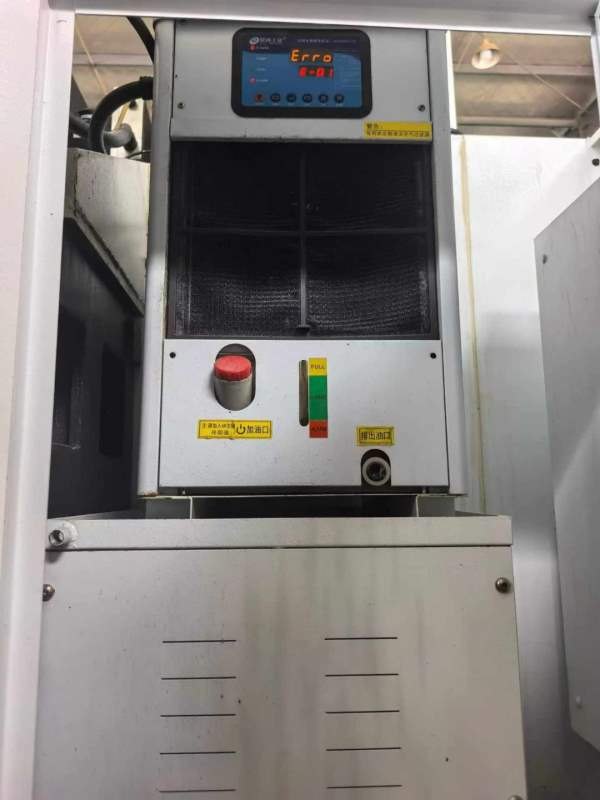 江苏台功1170立式加工中心三菱M80系统.三轴滚柱导轨BT.