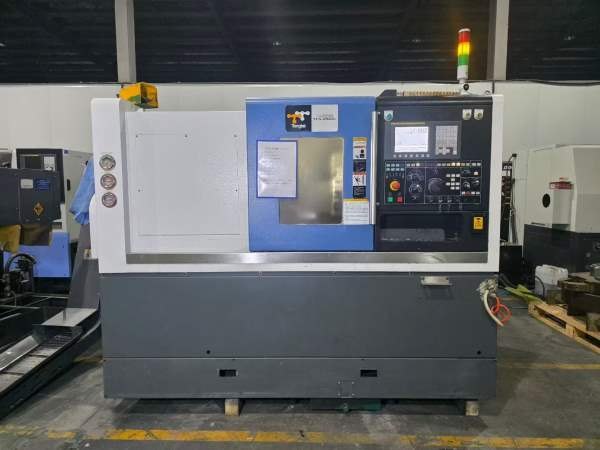 东台2500数控车床，A2-8主轴，10卡盘，精度几个缪，99.