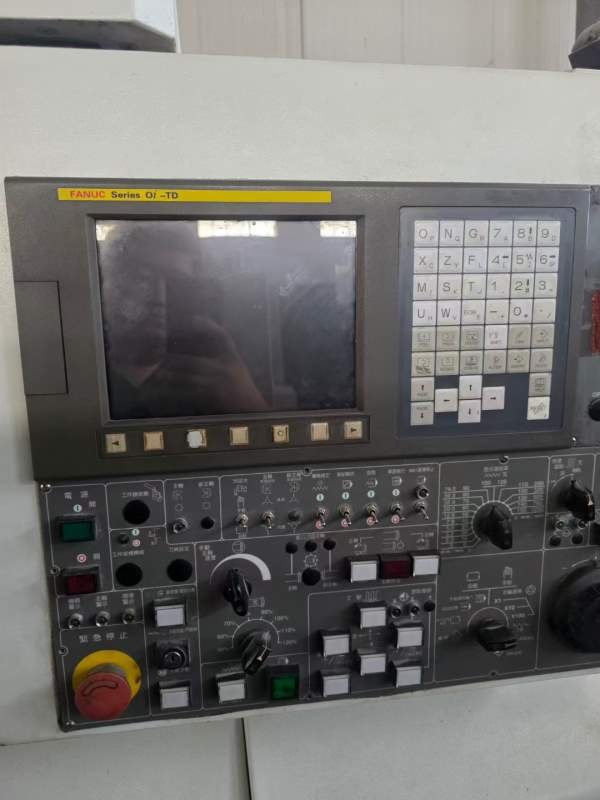 台湾原装程泰GLS260，GLS-200数控车床，价格不贵，带.
