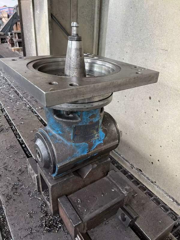 海天GRU3260数控龙门，工作台，过龙门宽3.3米，过龙门.