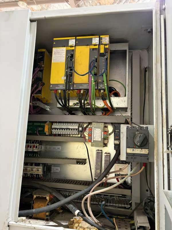 台湾油机KV-250E数控立式车床发那克Oi-TD系统床身回转.