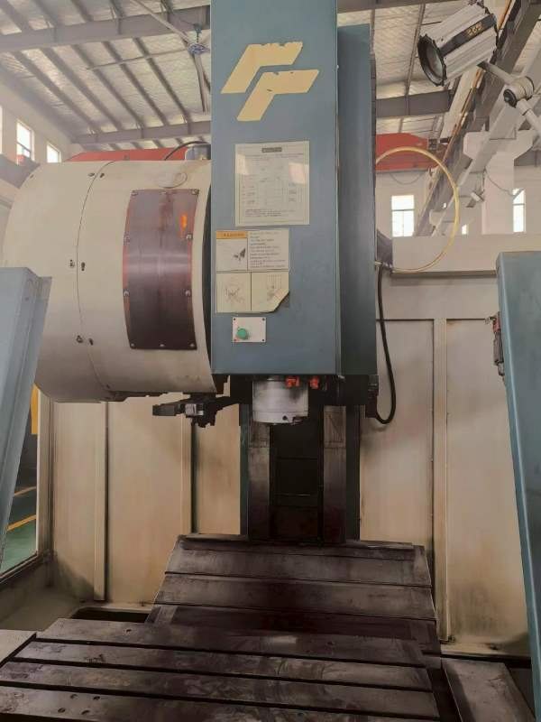 友佳 FV-800A 立式加工中心搭配发那科Oi-MD系统24把刀.