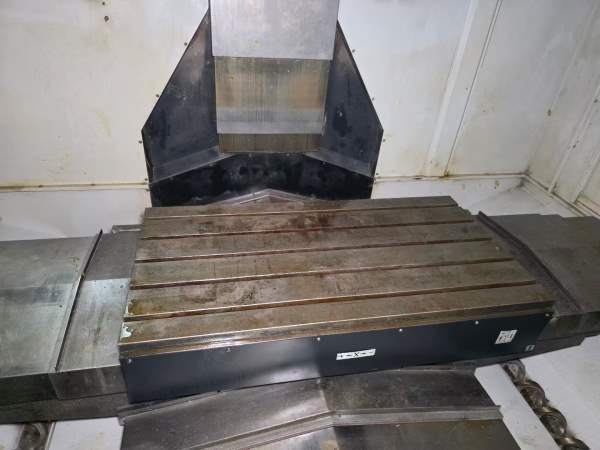 斗山DNM655/50加工中心，三轴线轨，配BT50主轴8000转.