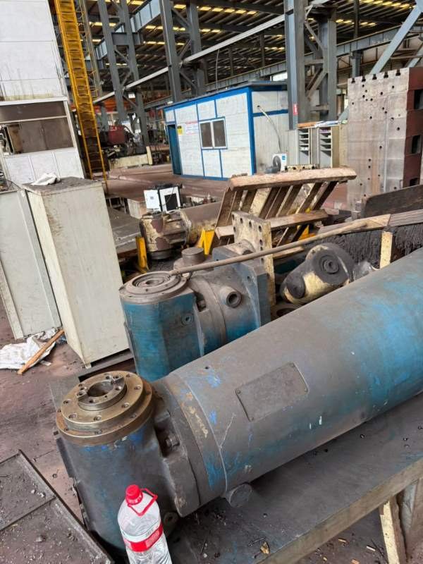 昆机TK6920数控落地镗铣床，主轴直径200mm，铣轴端部3.