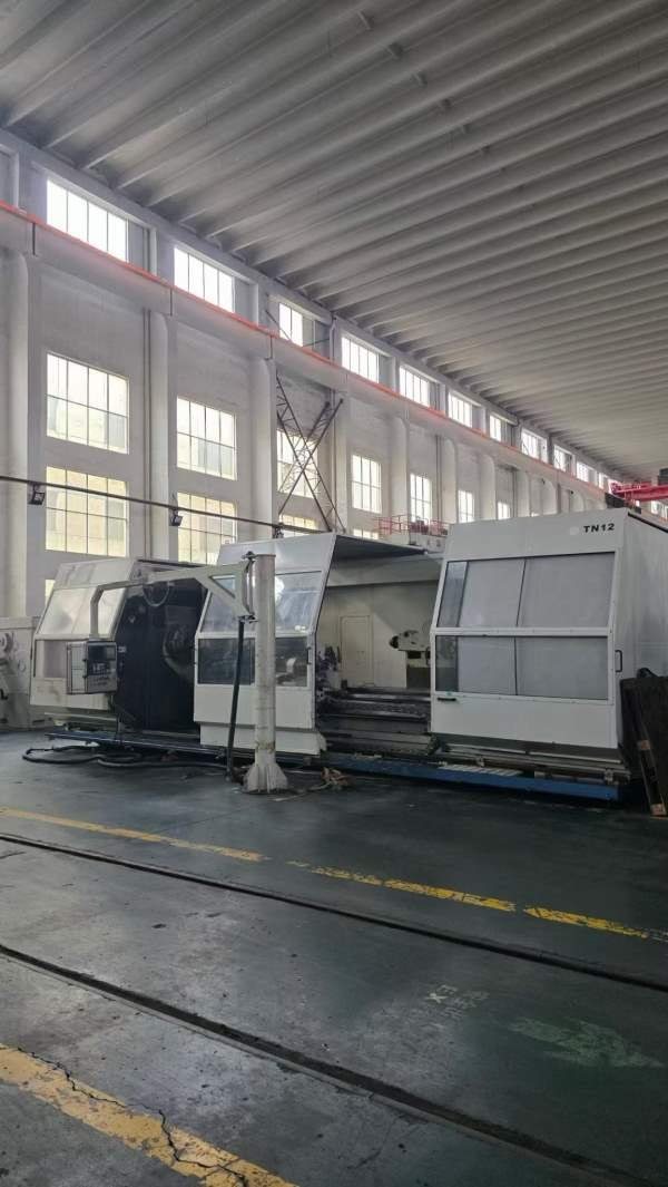 CK61250/4500数控车床。精品宾斯伯里Binns &amp;ampampa.