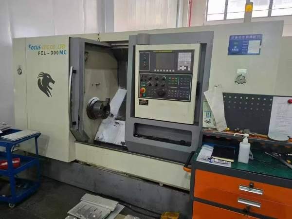 台湾原装福硕FCL-300MC车铣复合刀塔机.发那科TD高配.a.