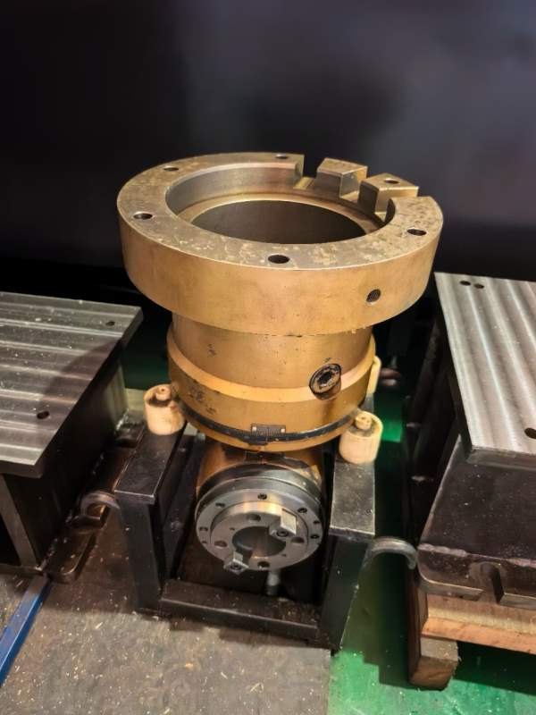 广东华HY一4027C龙门工作台4200-2300门高1700，通过15.