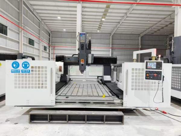 新到多台2022年普拉迪PHA-CNC3000龙门，发那科OI-MFPl.