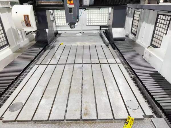 新到多台2022年普拉迪PHA-CNC3000龙门，发那科OI-MFPl.