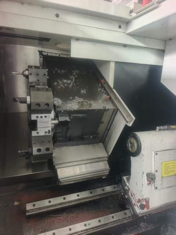 台湾程泰GLS 2000l数控车床发那科系统 新机精度