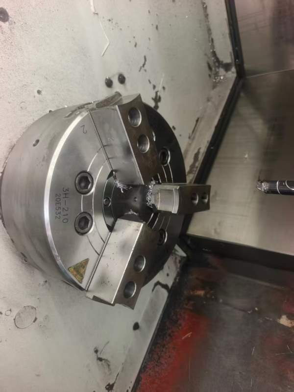 台湾程泰GLS 2000l数控车床发那科系统 新机精度