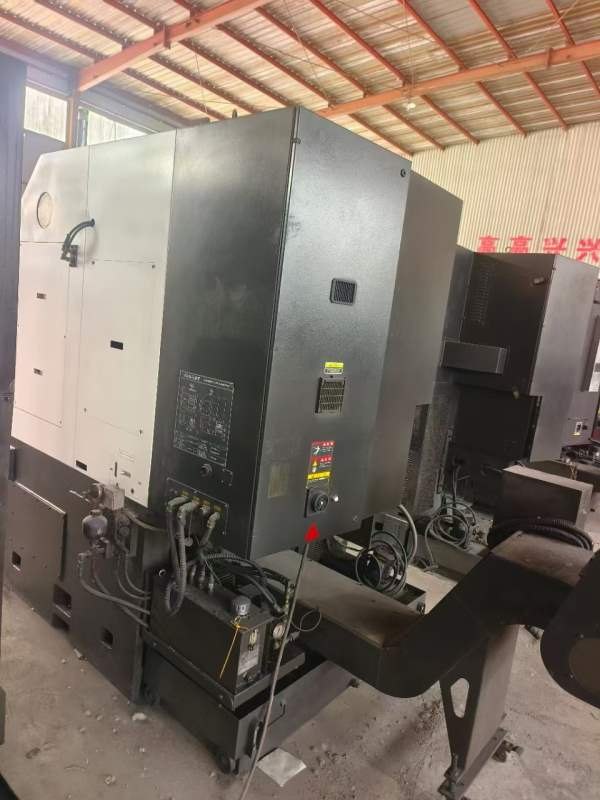 韩国威亚LV300数控立车型号：LV300RL/R发那科32i高配.