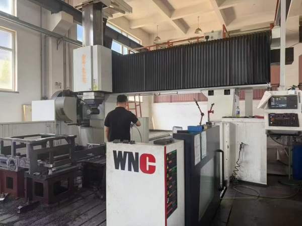 工厂在位出售，准新 南京威诺克GMC-6035F数控龙门加工.