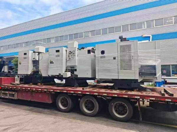出售台湾友佳FVP-800A立式加工中心、同款2台、发那科M.