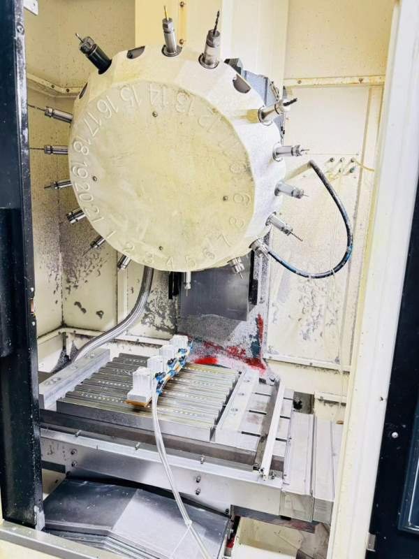 （快到工期了清厂便宜卖）湖北武汉工厂买下16台一线品.