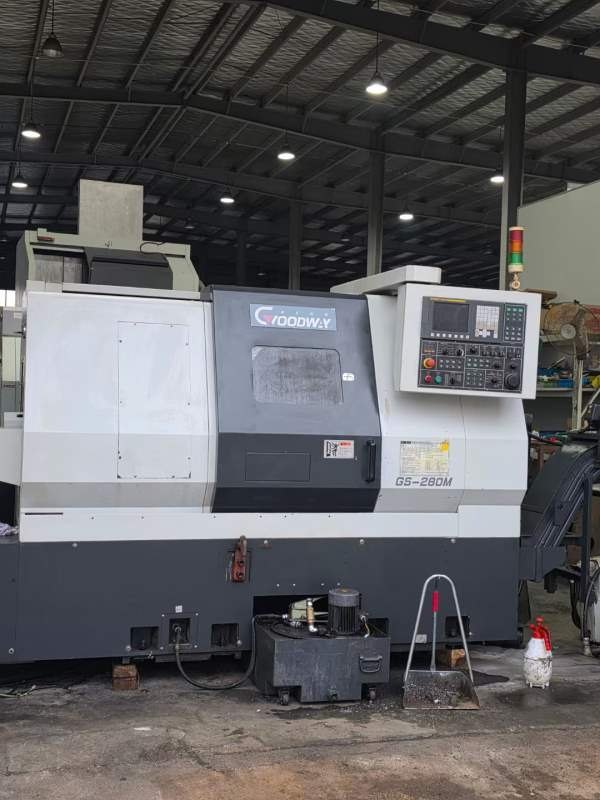程泰 GS280M车铣复合 床身上回转直径：650 mm鞍座上回.