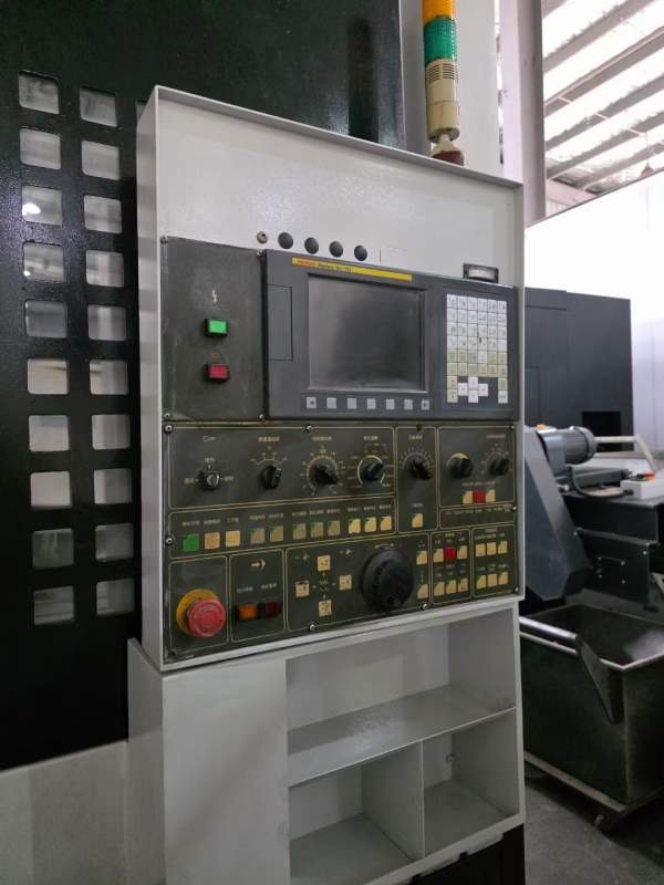 油机KV320数控立车，同款4台。