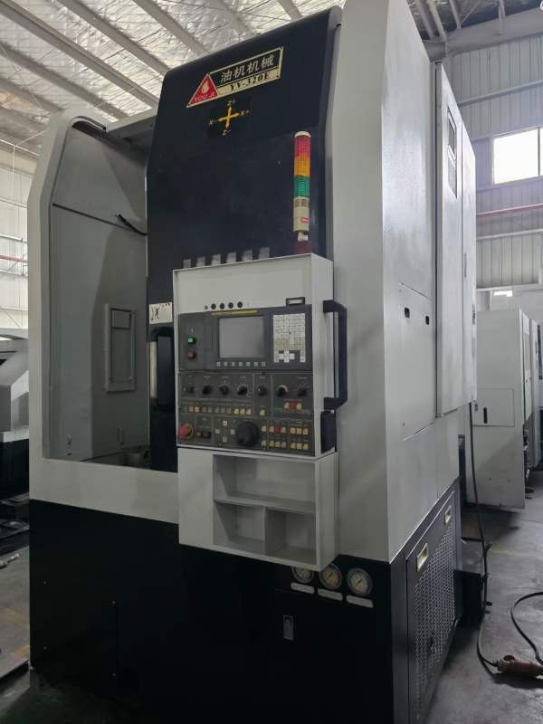 油机KV320数控立车，同款4台。